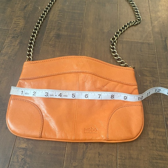 Hobo brown leather crossbody purse - Picture 4 of 11